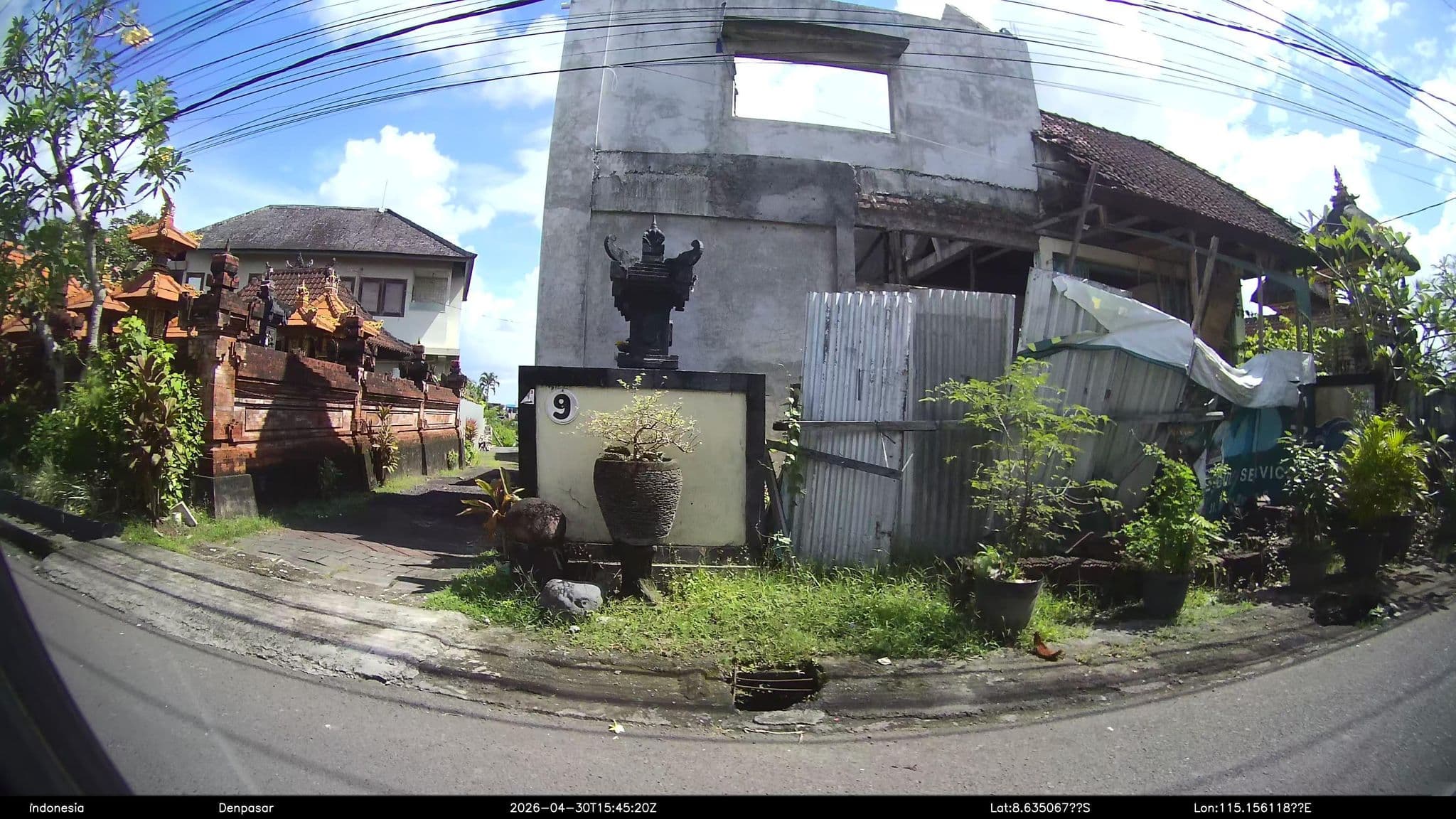 Street view near Villa Umah Putih, Dalung — © Kaart---RIGHT (CC BY-SA · Mapillary)