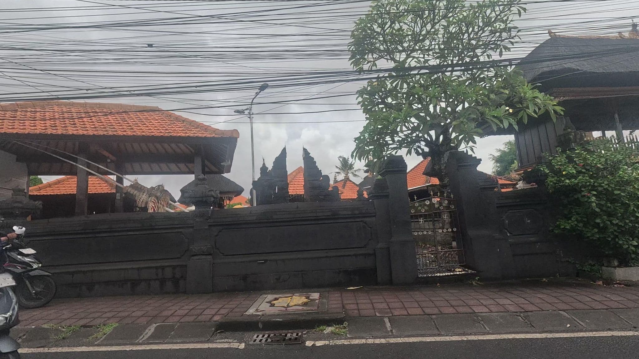 Street view near Villa Mustika Juma, Dalung — © alyapuspita (CC BY-SA · Mapillary)