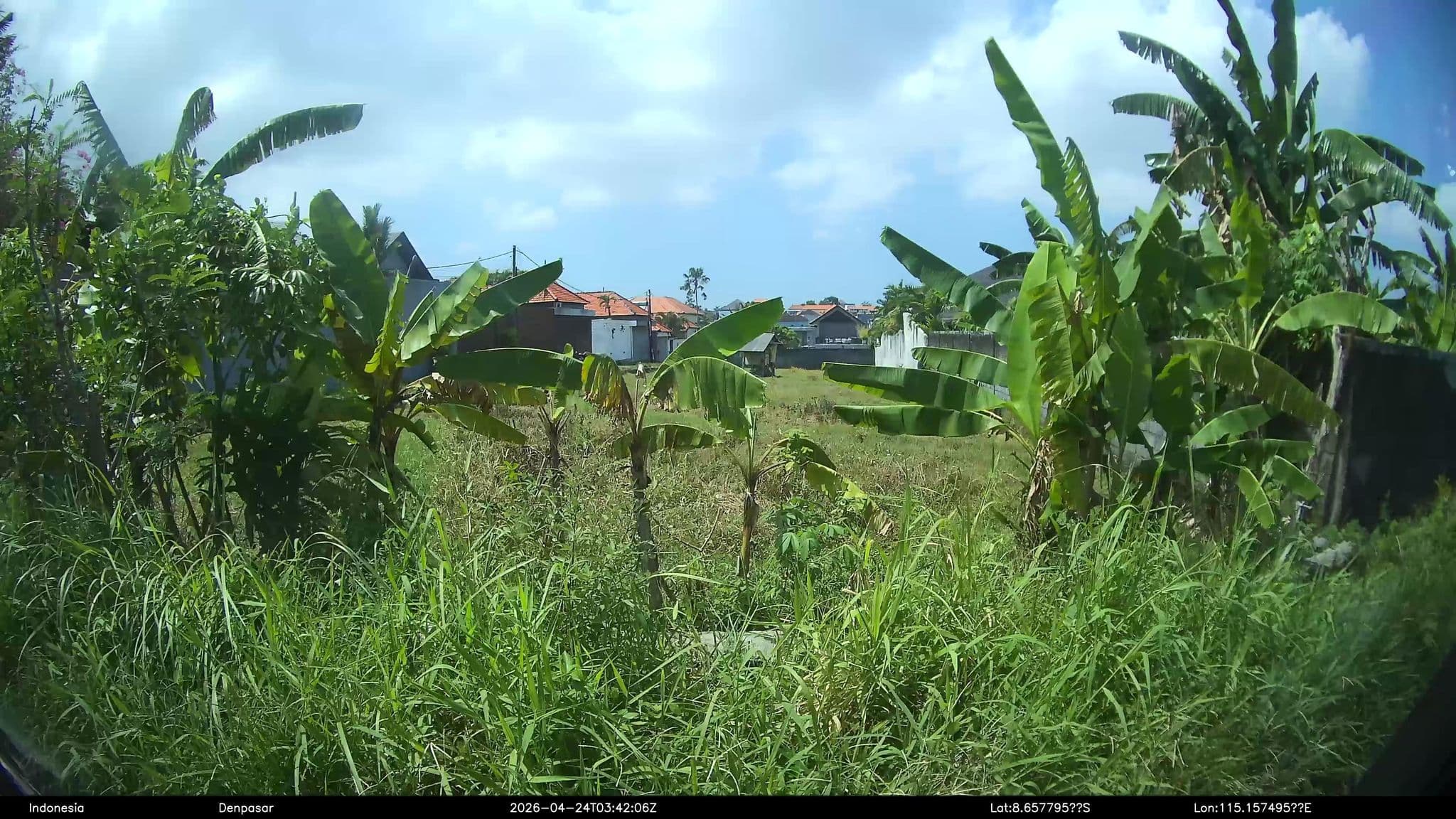 Street view near Grand Avenue Private Pool Villas and Spa, Dalung — © Kaart---LEFT (CC BY-SA · Mapillary)