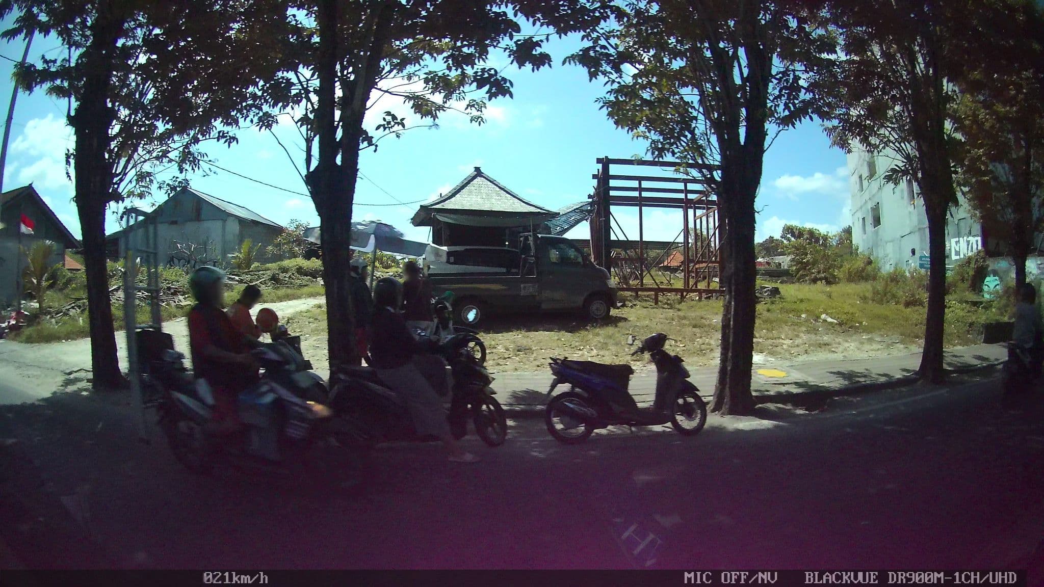 Street view near Simona Hotel, Dalung — © kaart_2 (CC BY-SA · Mapillary)