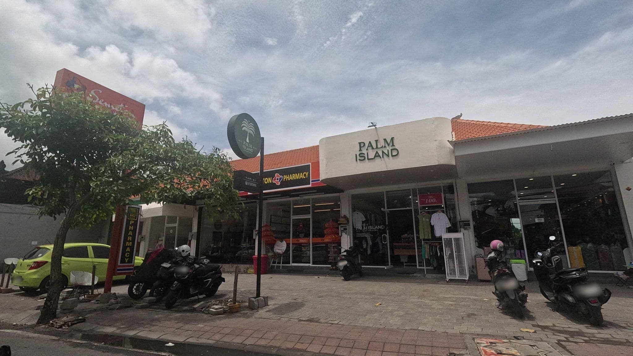 Street view near The Shamira Canggu, Dalung — © alyapuspita (CC BY-SA · Mapillary)