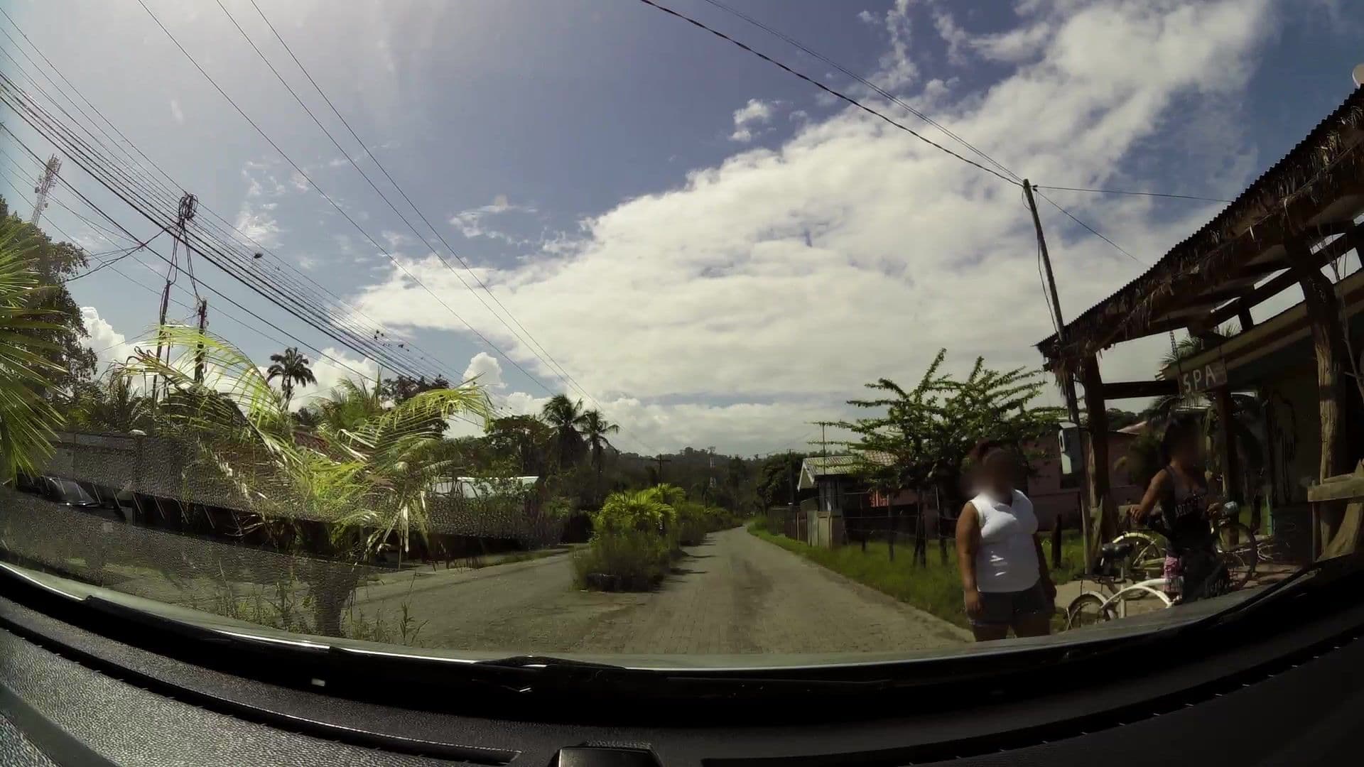 Street view near Hakuna Matata Hostel, Limón — © kaartcam (CC BY-SA · Mapillary)