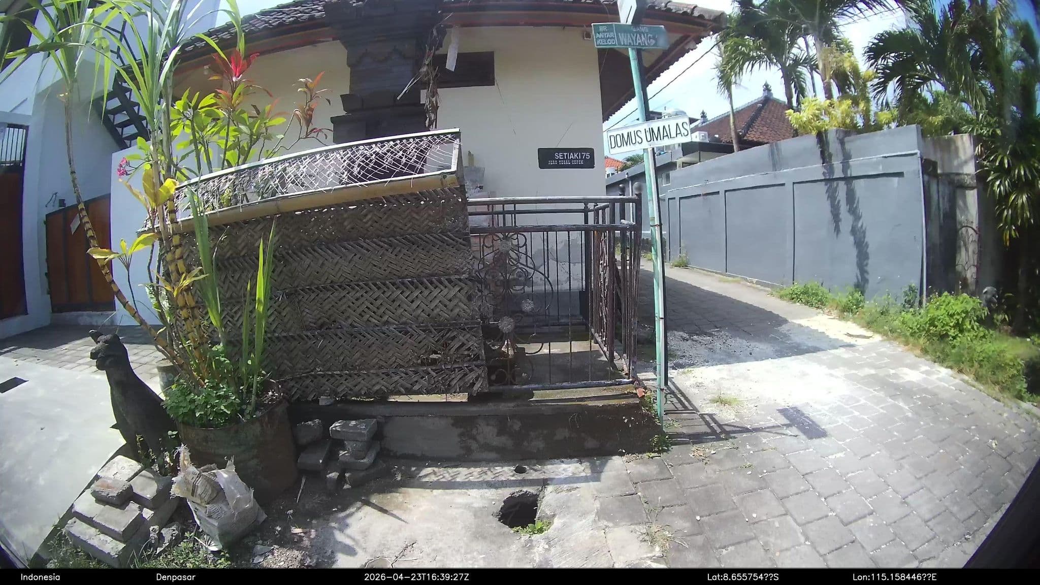 Street view near Nice Villa, Dalung — © Kaart---360 (CC BY-SA · Mapillary)