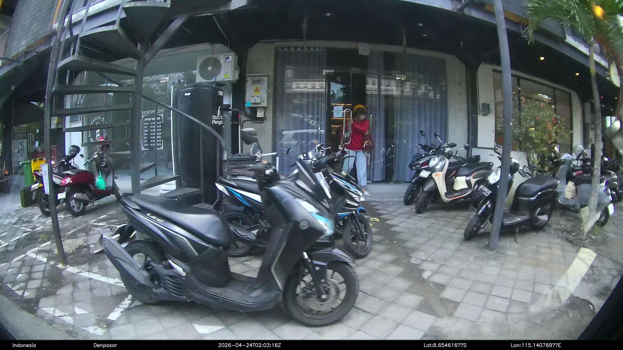 Street view near Amandaya Canggu, Dalung — © Kaart---LEFT (CC BY-SA · Mapillary)