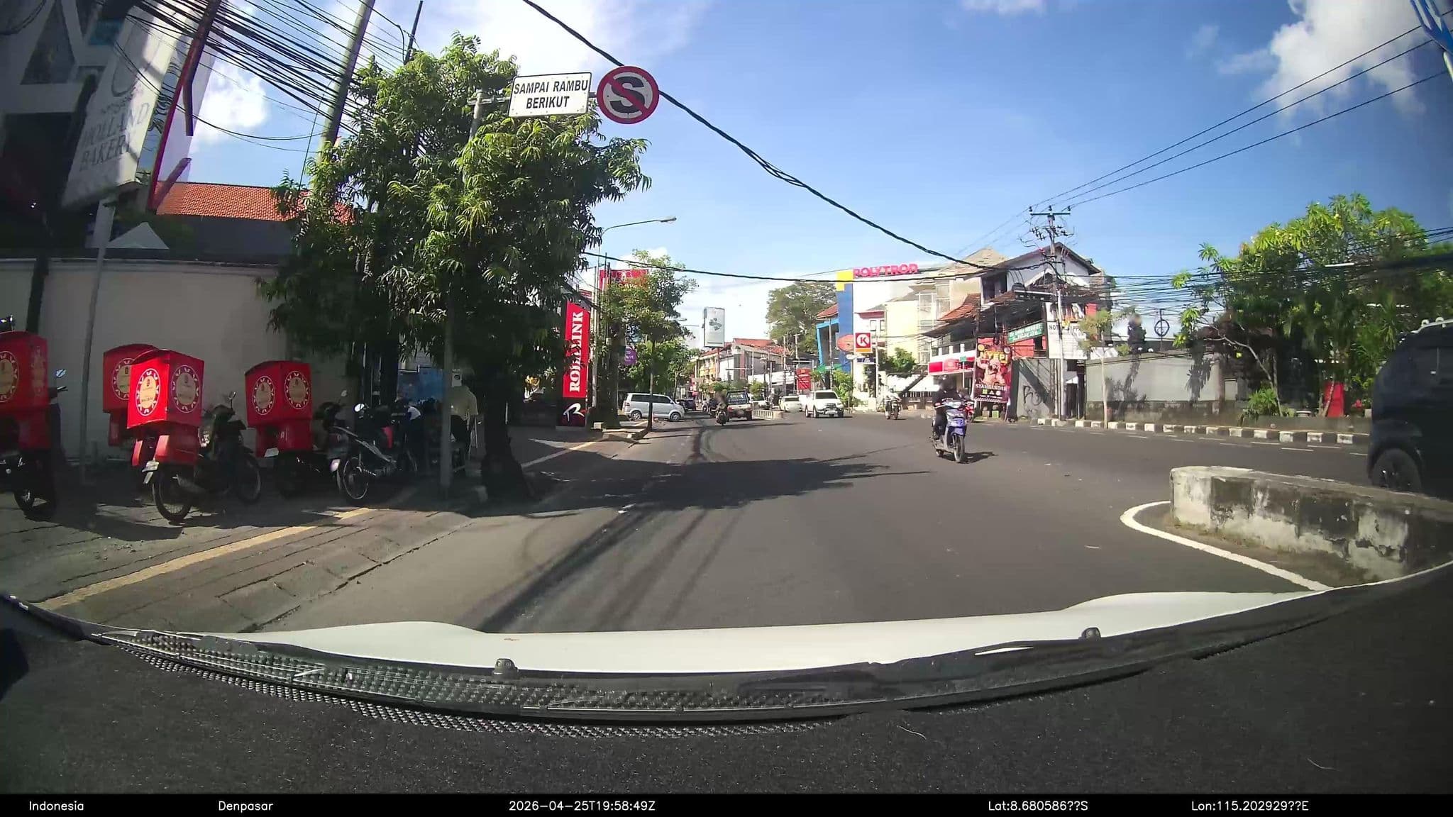 Street view near @Xpress Amaris, Denpasar — © Kaart---FRONT (CC BY-SA · Mapillary)