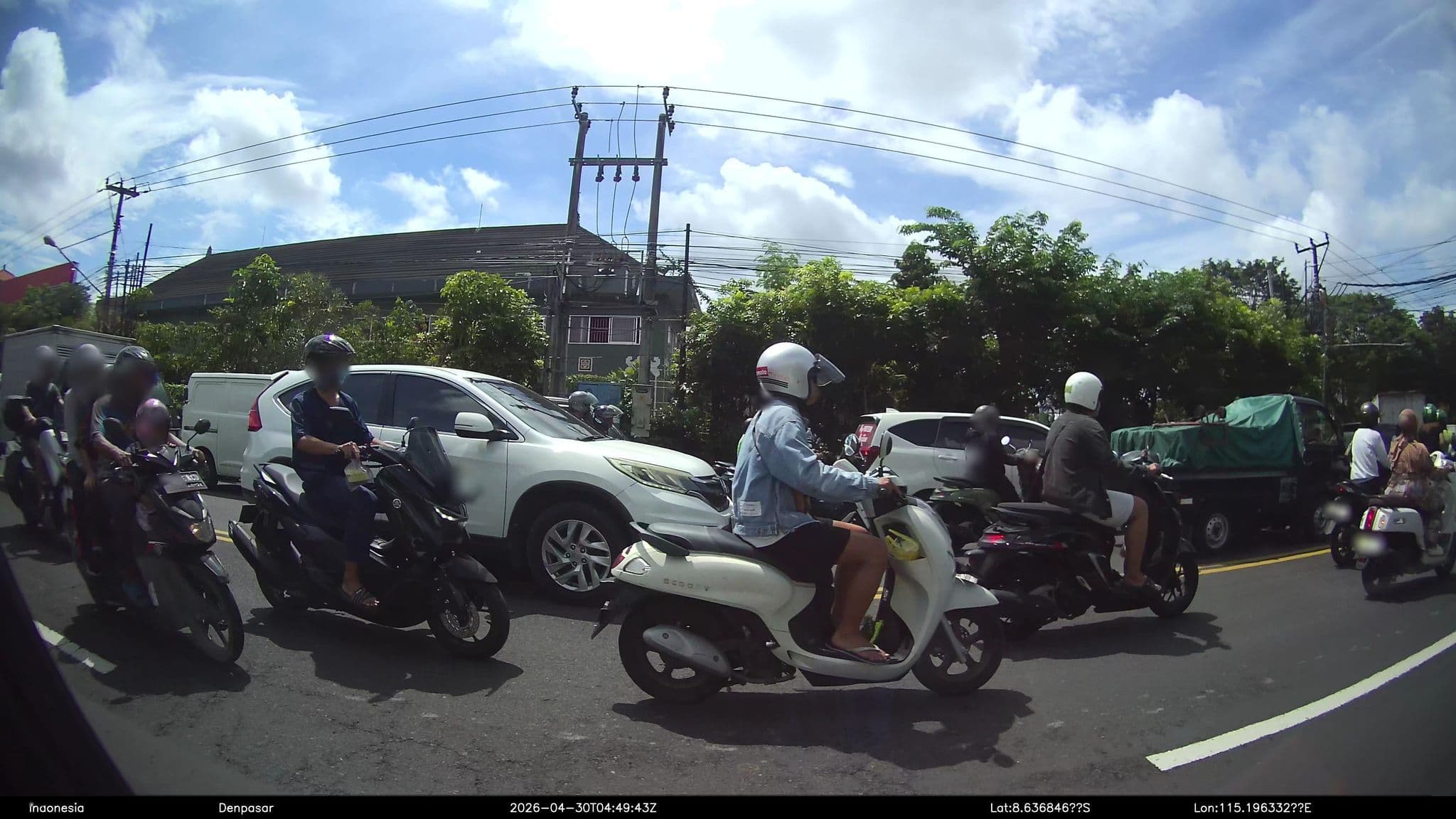 Street view near The Sanyas Villa Tabanan, Denpasar — © Kaart---RIGHT (CC BY-SA · Mapillary)