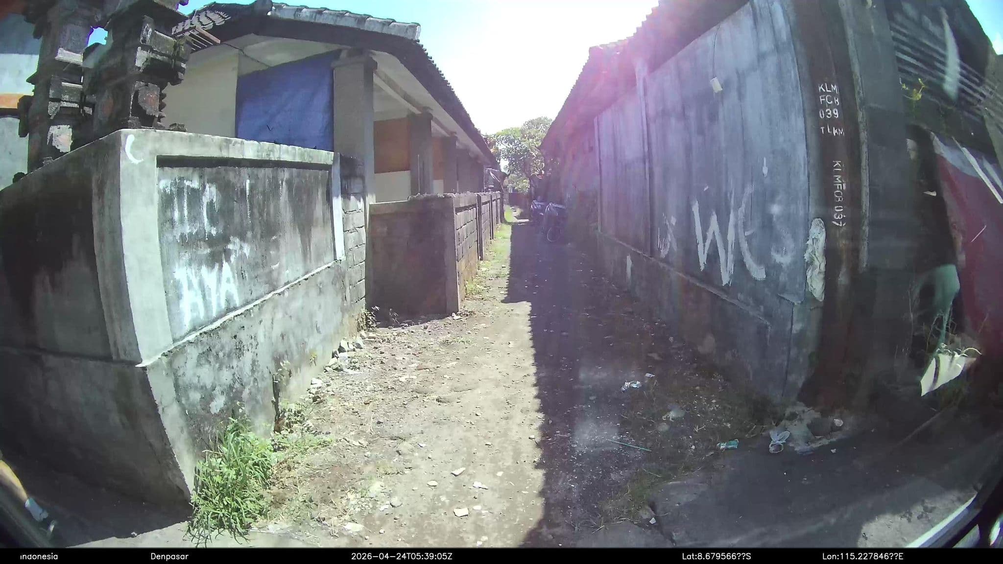 Street view near Fourtheen Rose Hotel, Denpasar — © Kaart---LEFT (CC BY-SA · Mapillary)