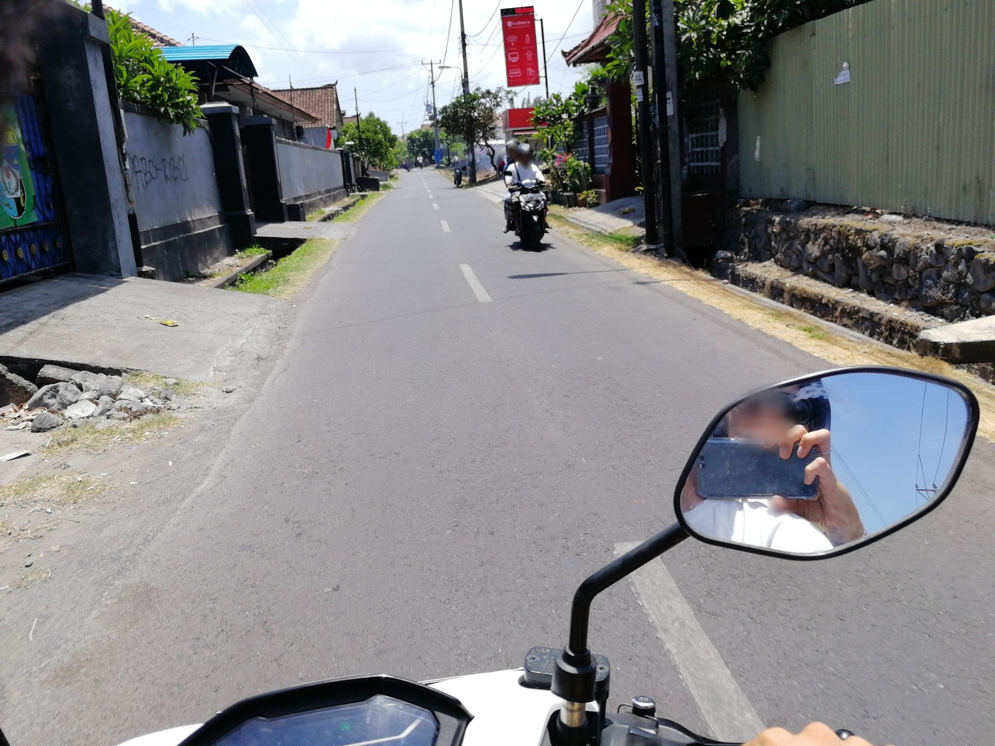 Street view near Kostan Villa Badak Agung XXI 6B, Denpasar — © thewayofmando (CC BY-SA · Mapillary)