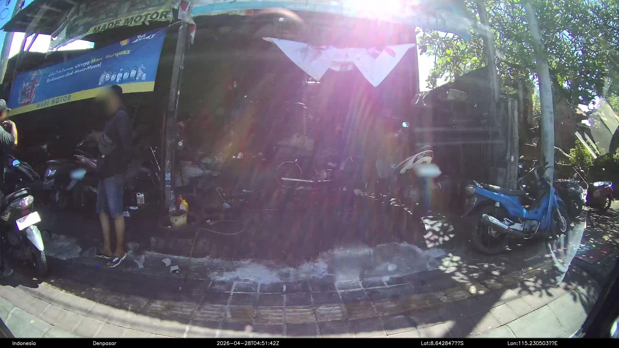 Street view near Asrama Mahasiswa STAH Negeri. -KC-, Denpasar — © Kaart---LEFT (CC BY-SA · Mapillary)