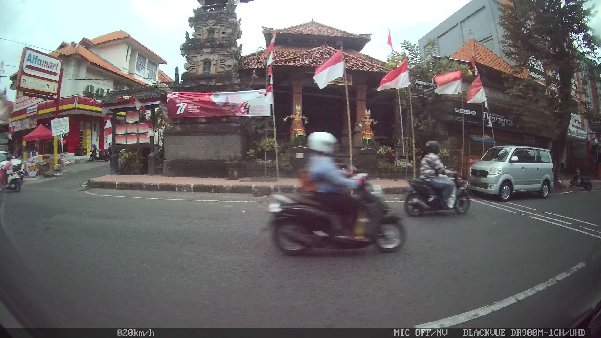 Street view near Kayumas inn, Denpasar — © kaart_2 (CC BY-SA · Mapillary)