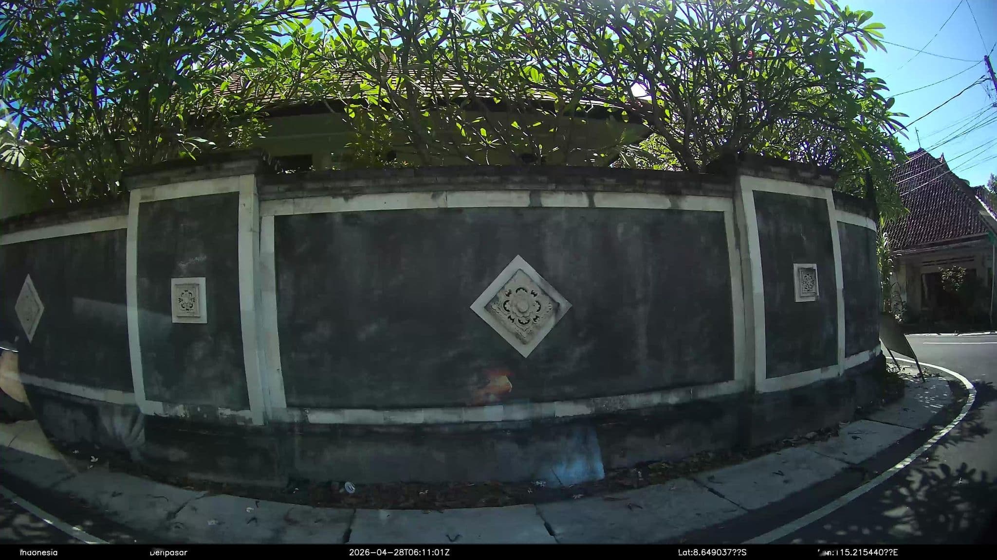 Street view near @GdeBimanda K. Bisma salya, Denpasar — © Kaart---RIGHT (CC BY-SA · Mapillary)