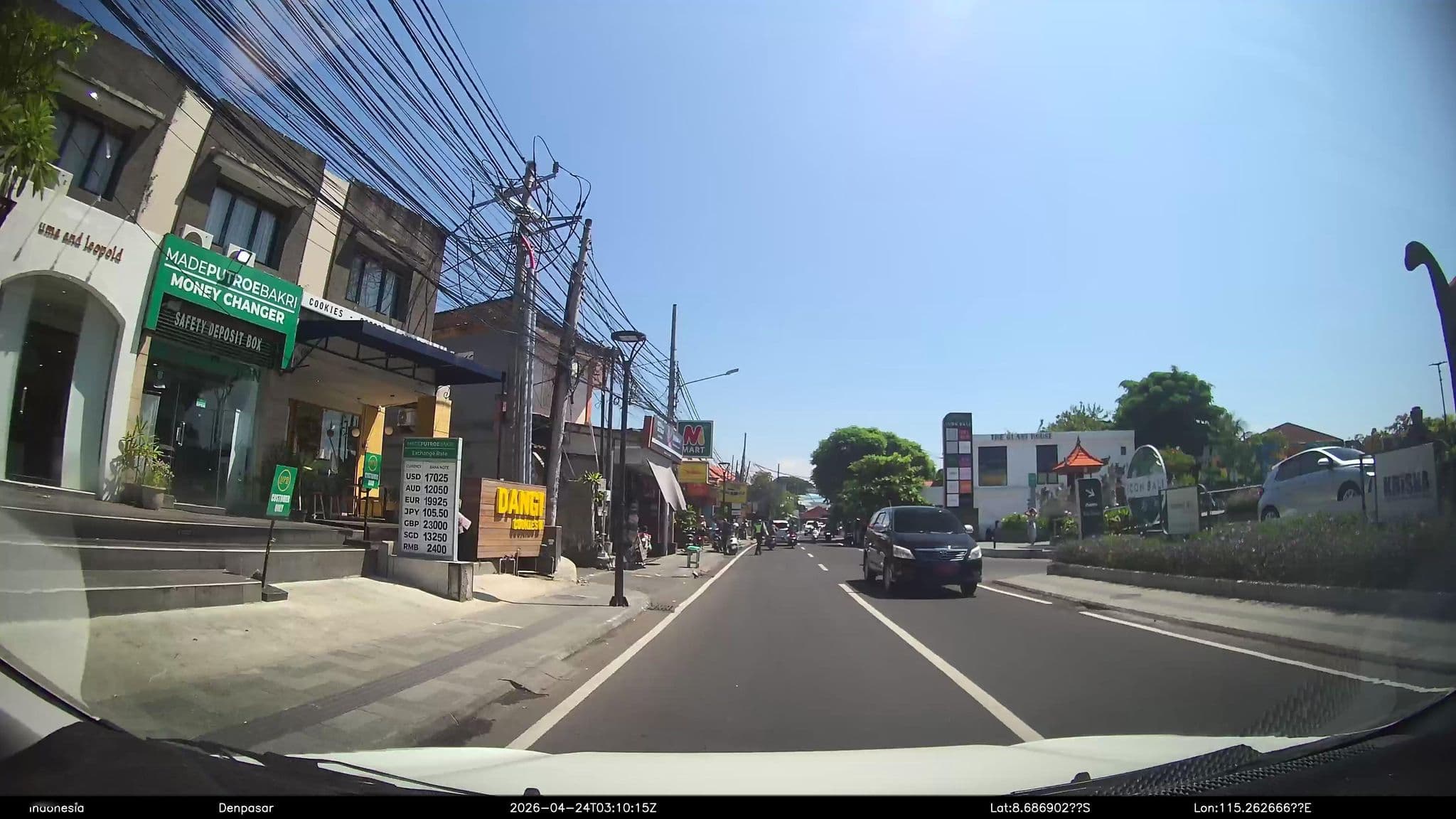 Street view near Svarna Hotel, Sanur — © Kaart---FRONT (CC BY-SA · Mapillary)