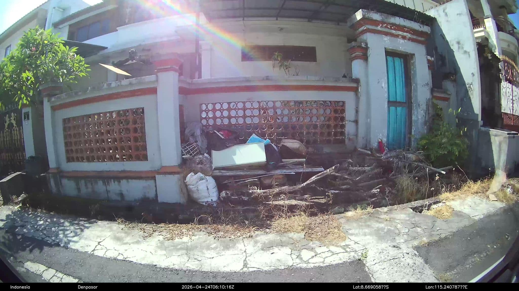 Street view near Hotel santhy, Sanur — © Kaart---LEFT (CC BY-SA · Mapillary)