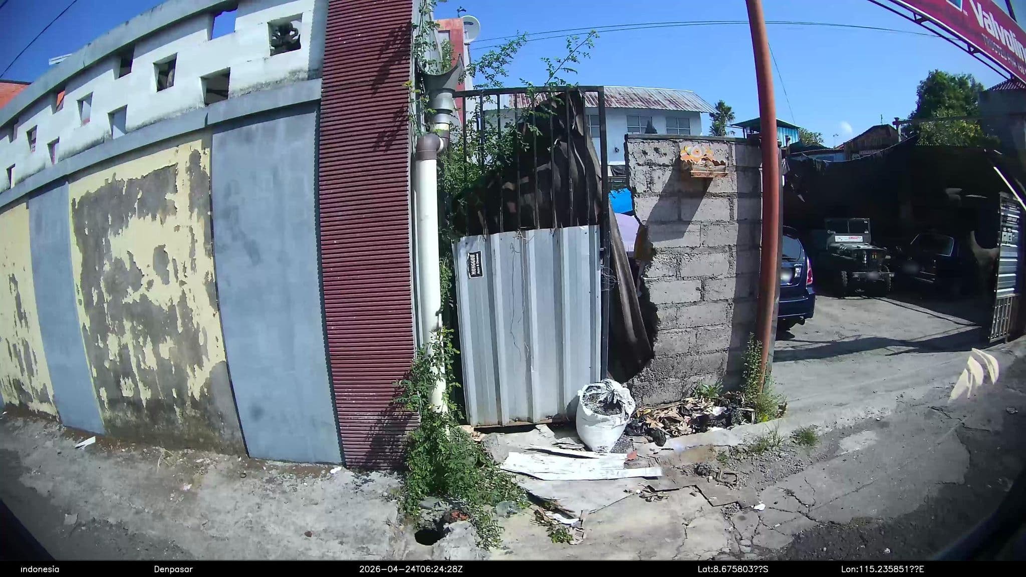 Street view near Quest Hotel, Sanur — © Kaart---LEFT (CC BY-SA · Mapillary)