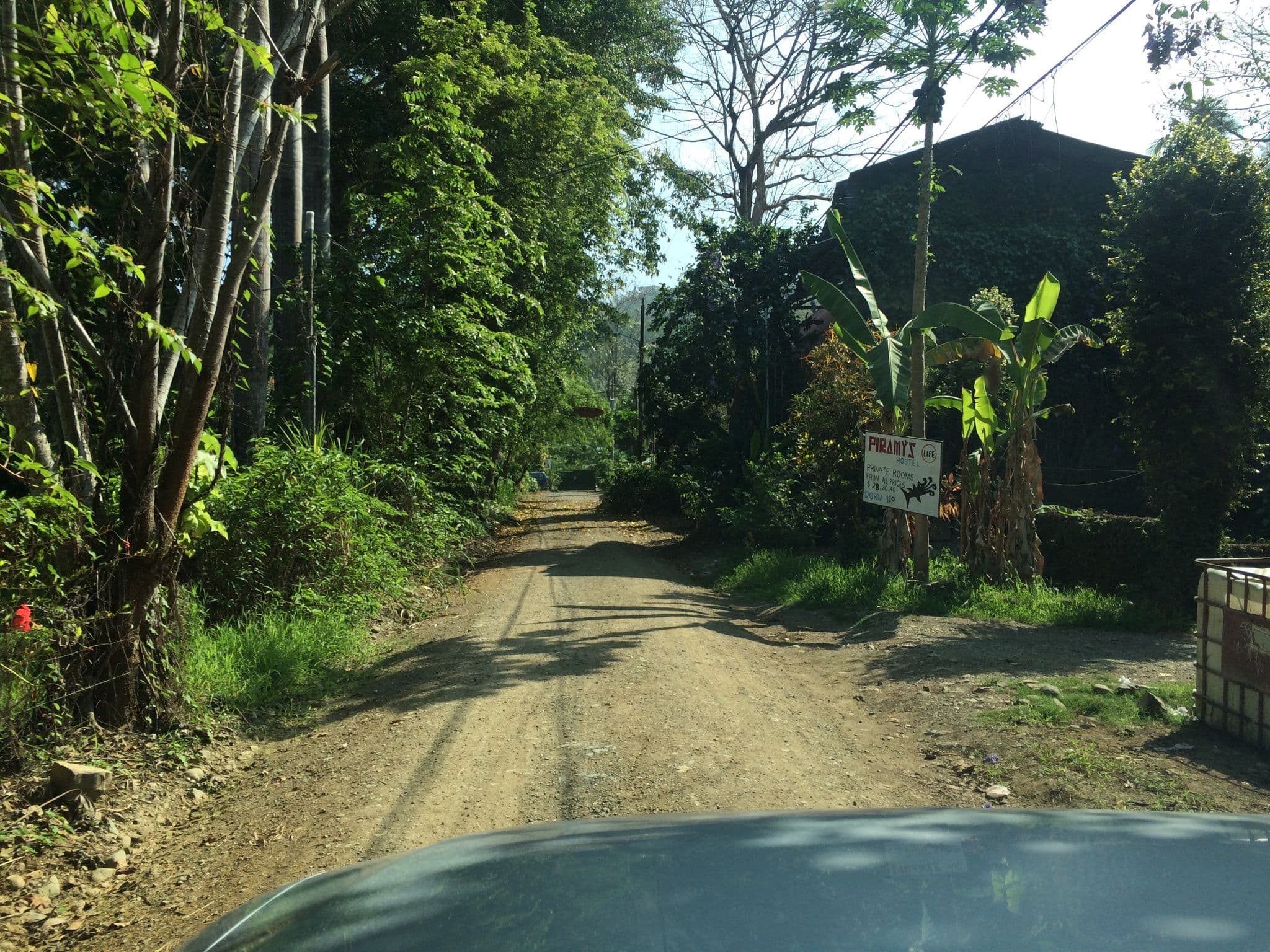 Street view near Piramys Life Hostel, Uvita
