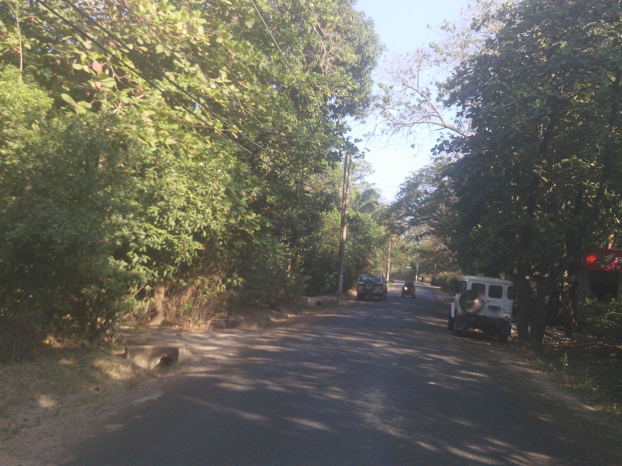Street view near Villa Tortuga, Sámara