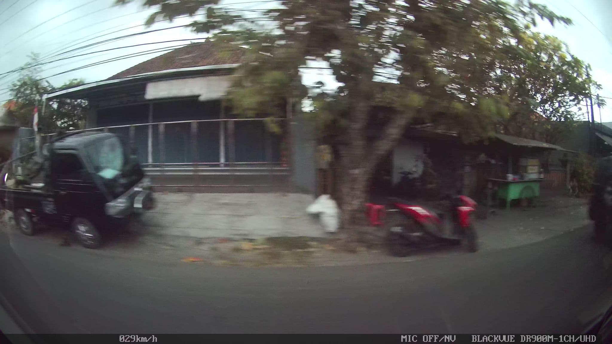 Street view near Wisma Agung II, Batubulan — © kaart_2 (CC BY-SA · Mapillary)