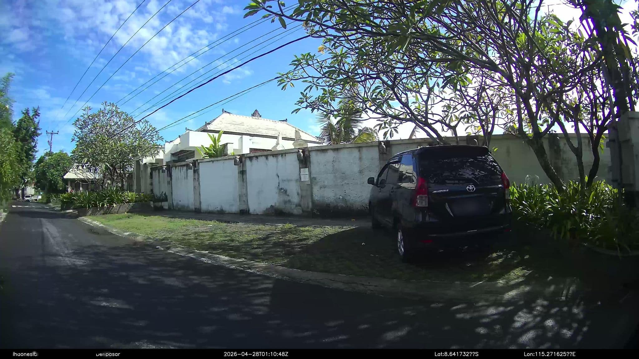 Street view near Harsono Boutique Resort Bali, Batubulan — © Kaart---RIGHT (CC BY-SA · Mapillary)