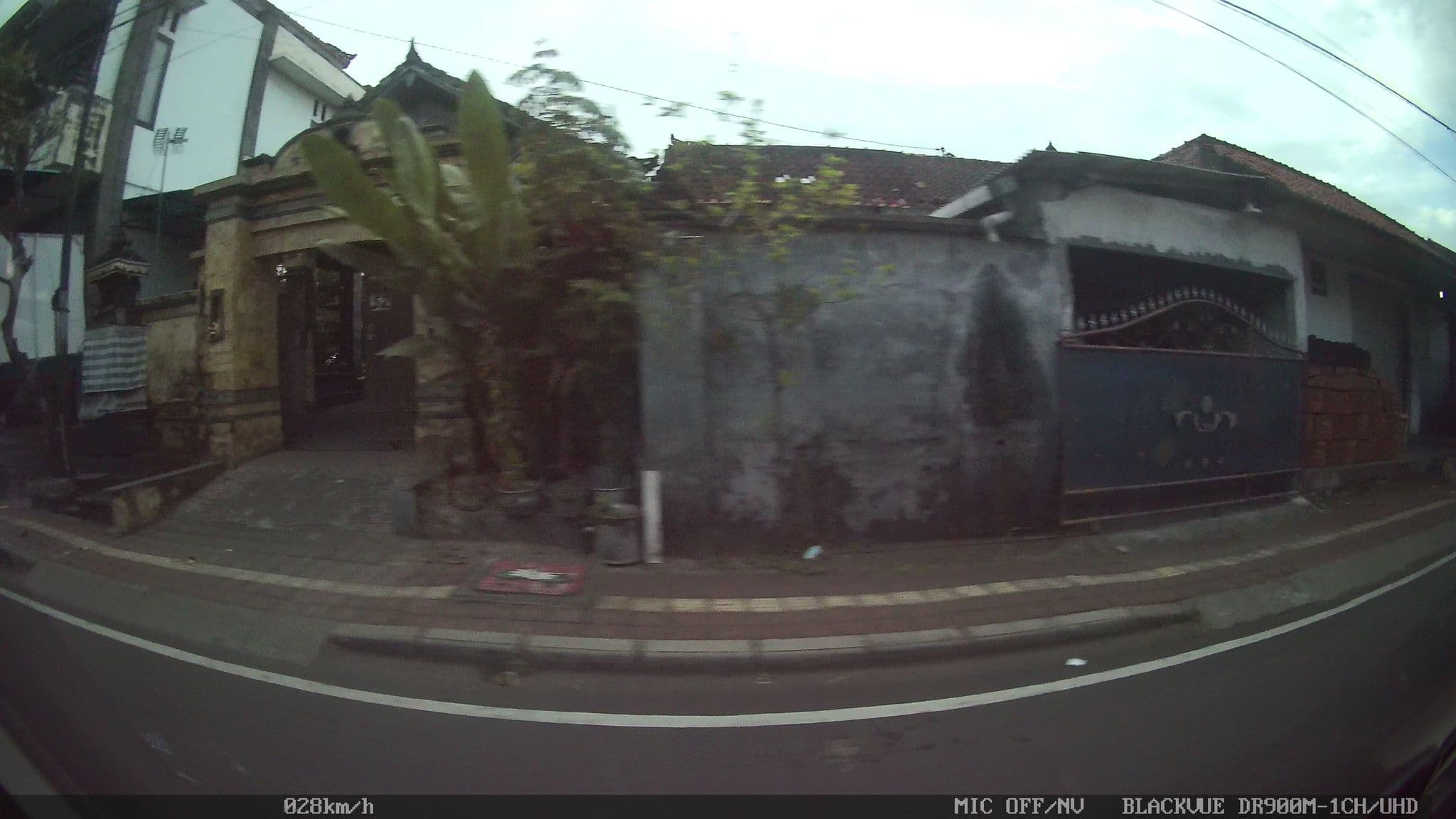 Street view near Nikki Hotel, Denpasar — © kaart_2 (CC BY-SA · Mapillary)