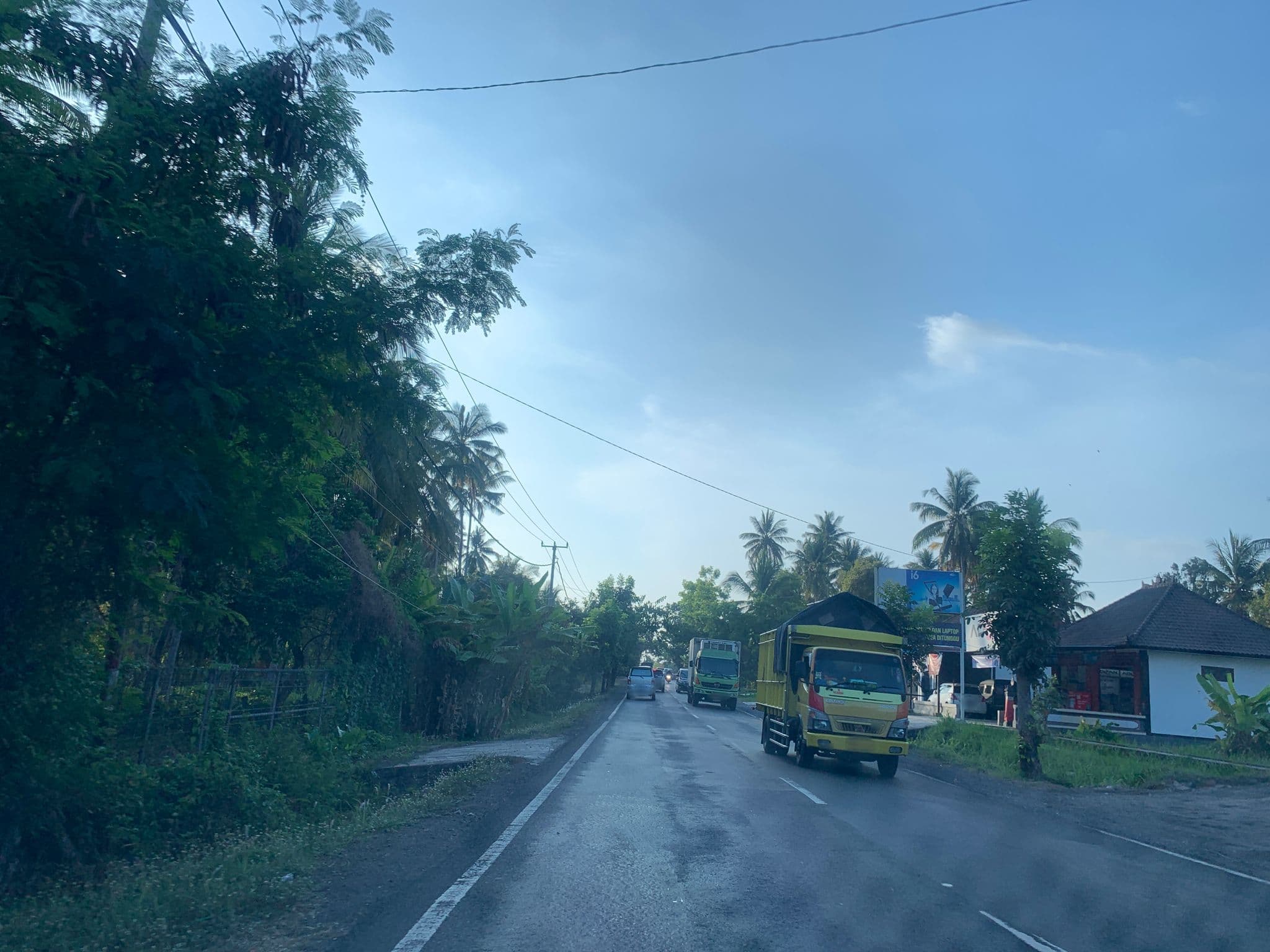 Street view near Hotel Batu Karo, Sukawati — © chhe (CC BY-SA · Mapillary)