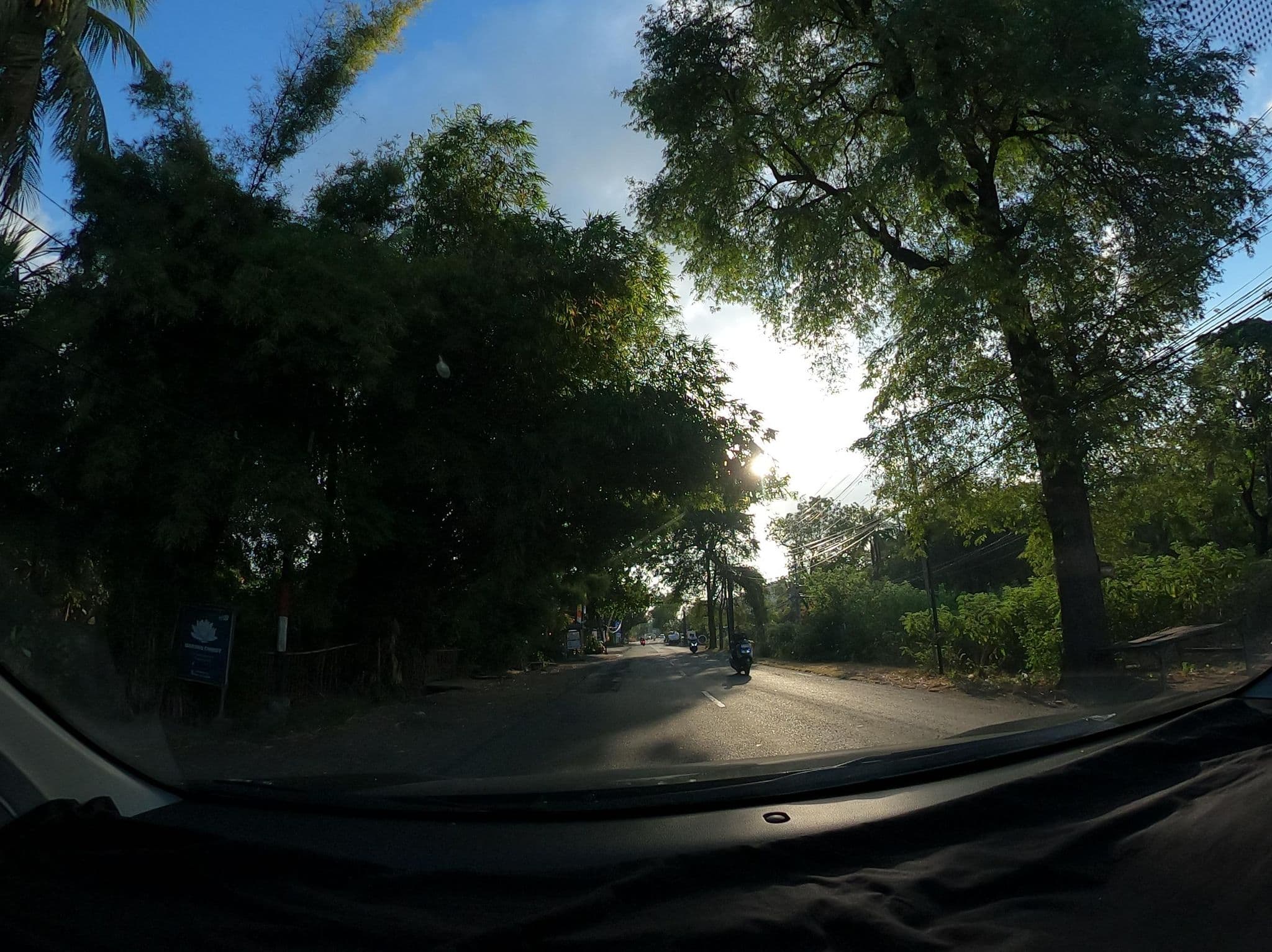 Street view near Sudi Guest House, Negara — © Kaart_Local (CC BY-SA · Mapillary)