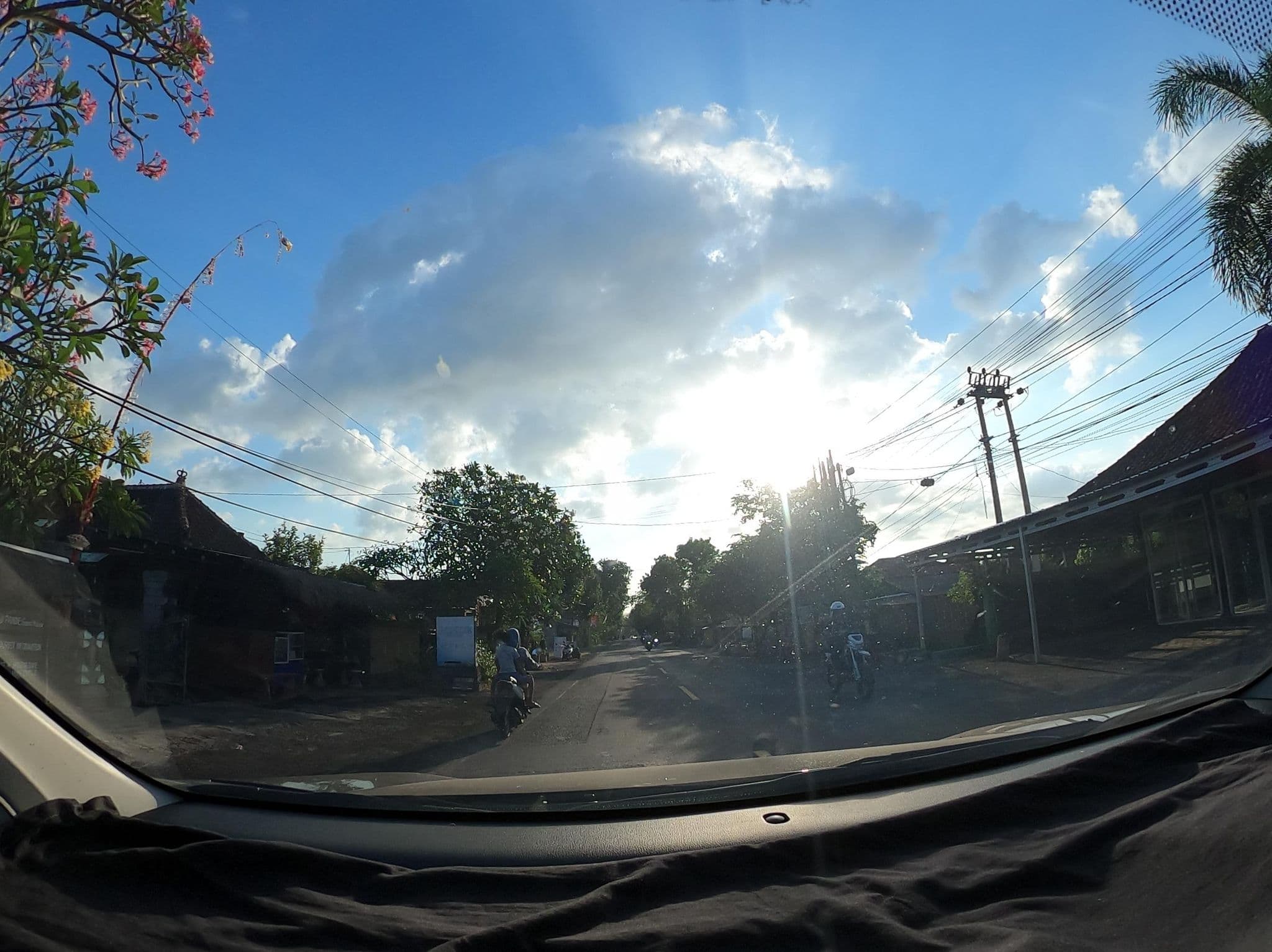 Street view near Pande Guest House, Negara — © Kaart_Local (CC BY-SA · Mapillary)