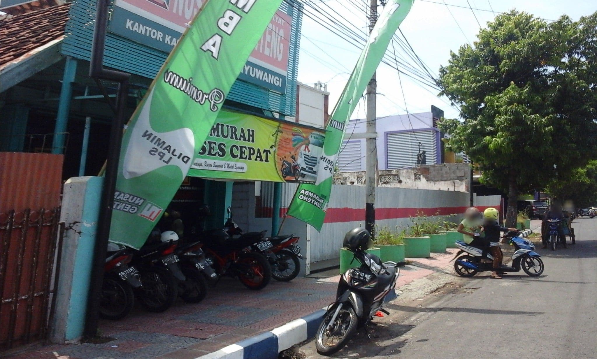 Street view near Hotel Made Bali, Banyuwangi — © arizalkawamuna (CC BY-SA · Mapillary)