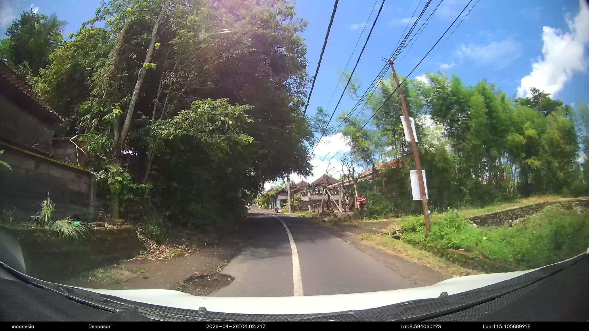 Street view near De Moksha Boutique Resort, Tabanan — © Kaart---FRONT (CC BY-SA · Mapillary)