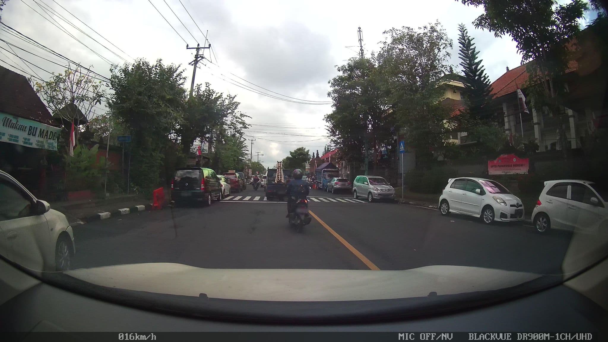 Street view near Ramayana Hotel, Tabanan — © kaart_2 (CC BY-SA · Mapillary)
