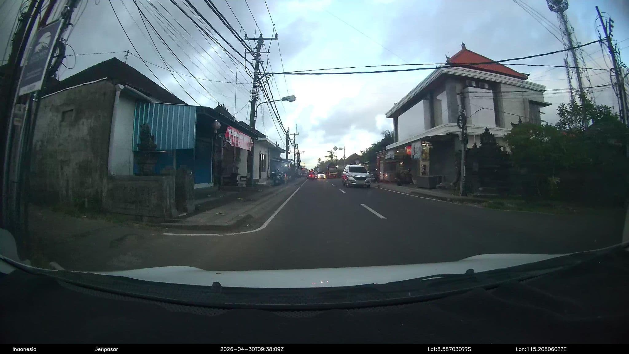 Street view near Bali Agung Village, Dalung — © Kaart---FRONT (CC BY-SA · Mapillary)
