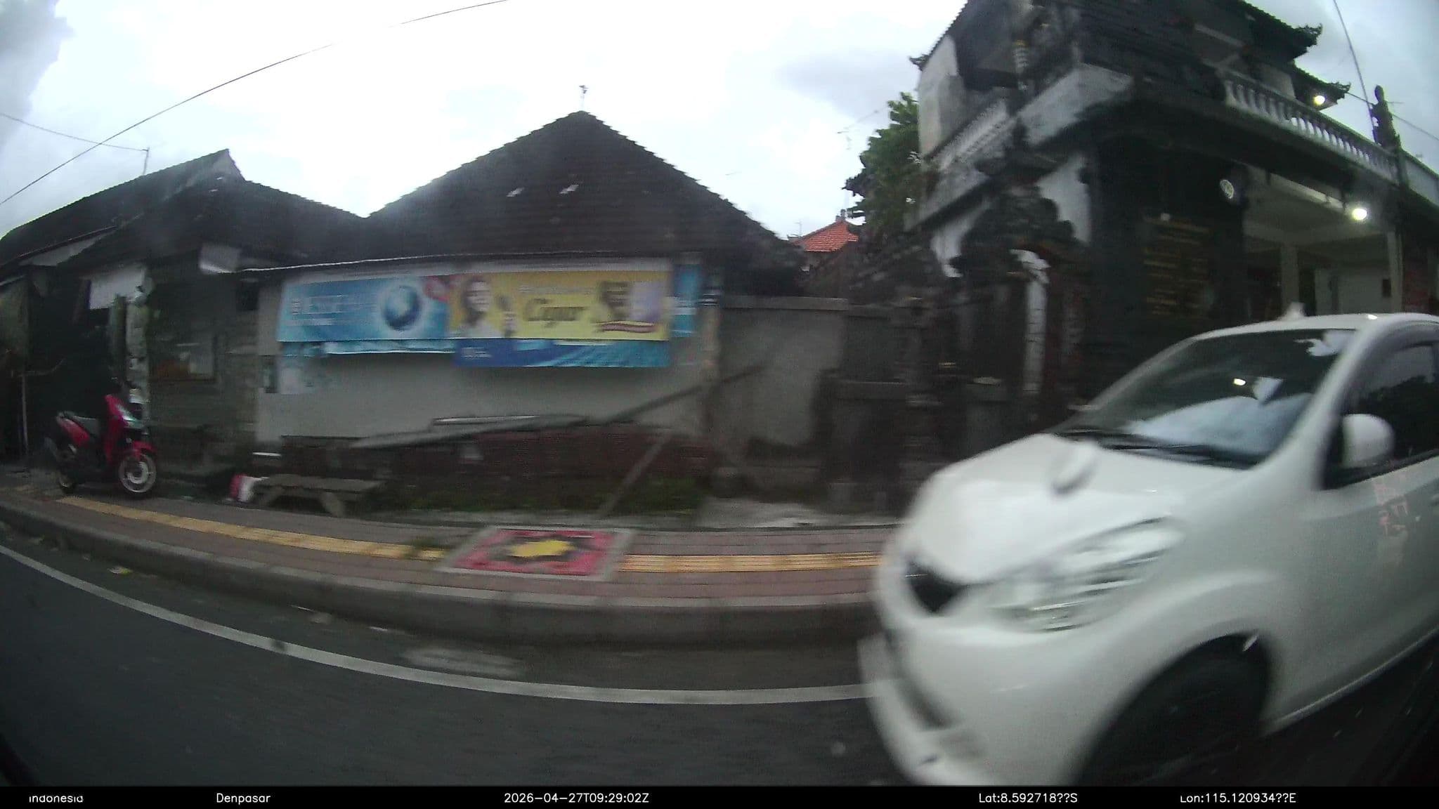 Street view near Bali Surf Advisor, Tabanan — © Kaart---LEFT (CC BY-SA · Mapillary)