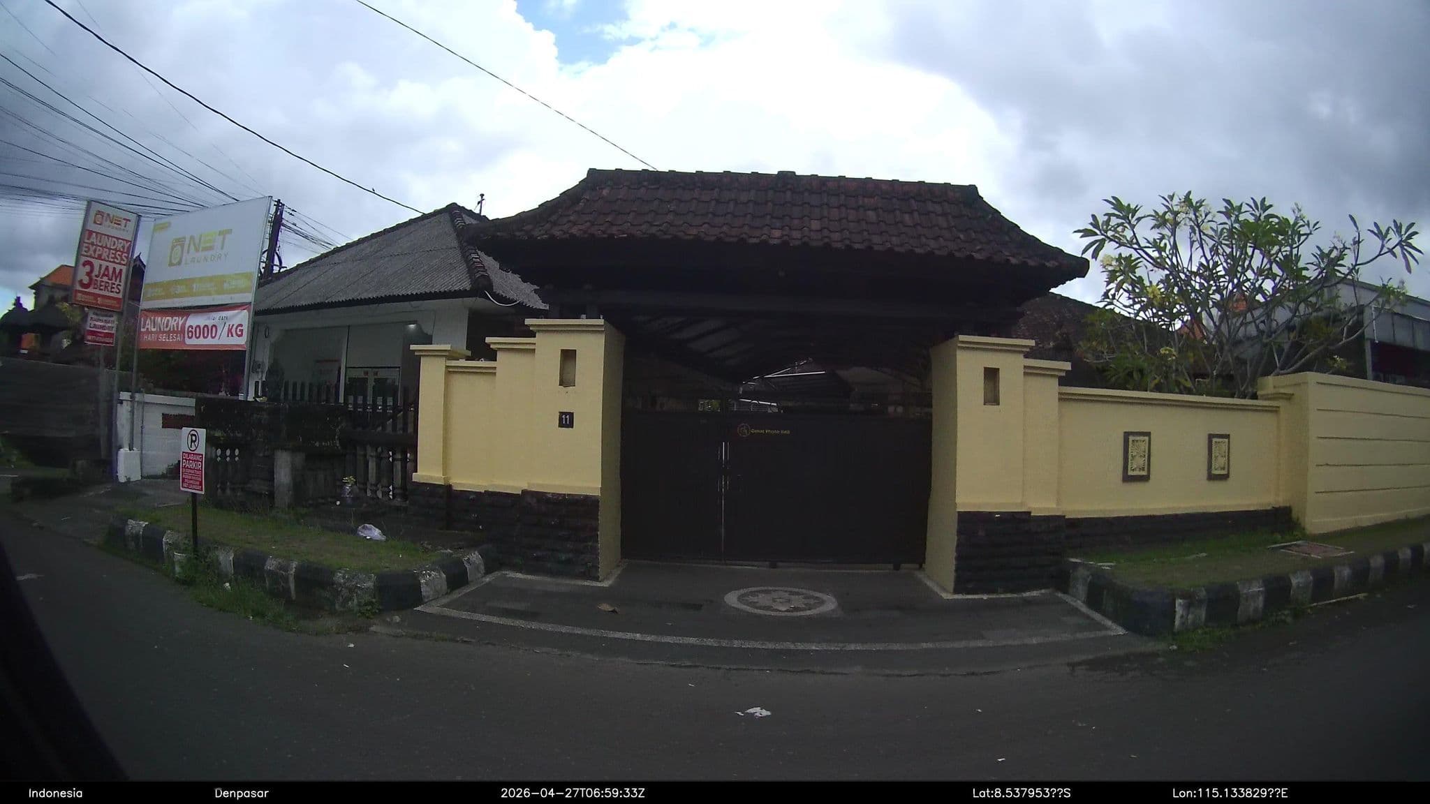 Street view near Puri Kusuma Guest House, Tabanan — © Kaart---RIGHT (CC BY-SA · Mapillary)