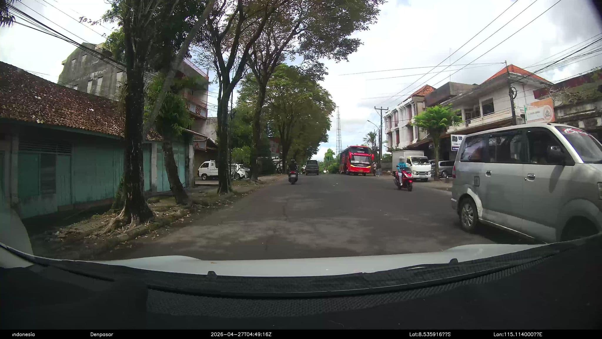 Street view near Hotel Vista, Tabanan — © Kaart---FRONT (CC BY-SA · Mapillary)
