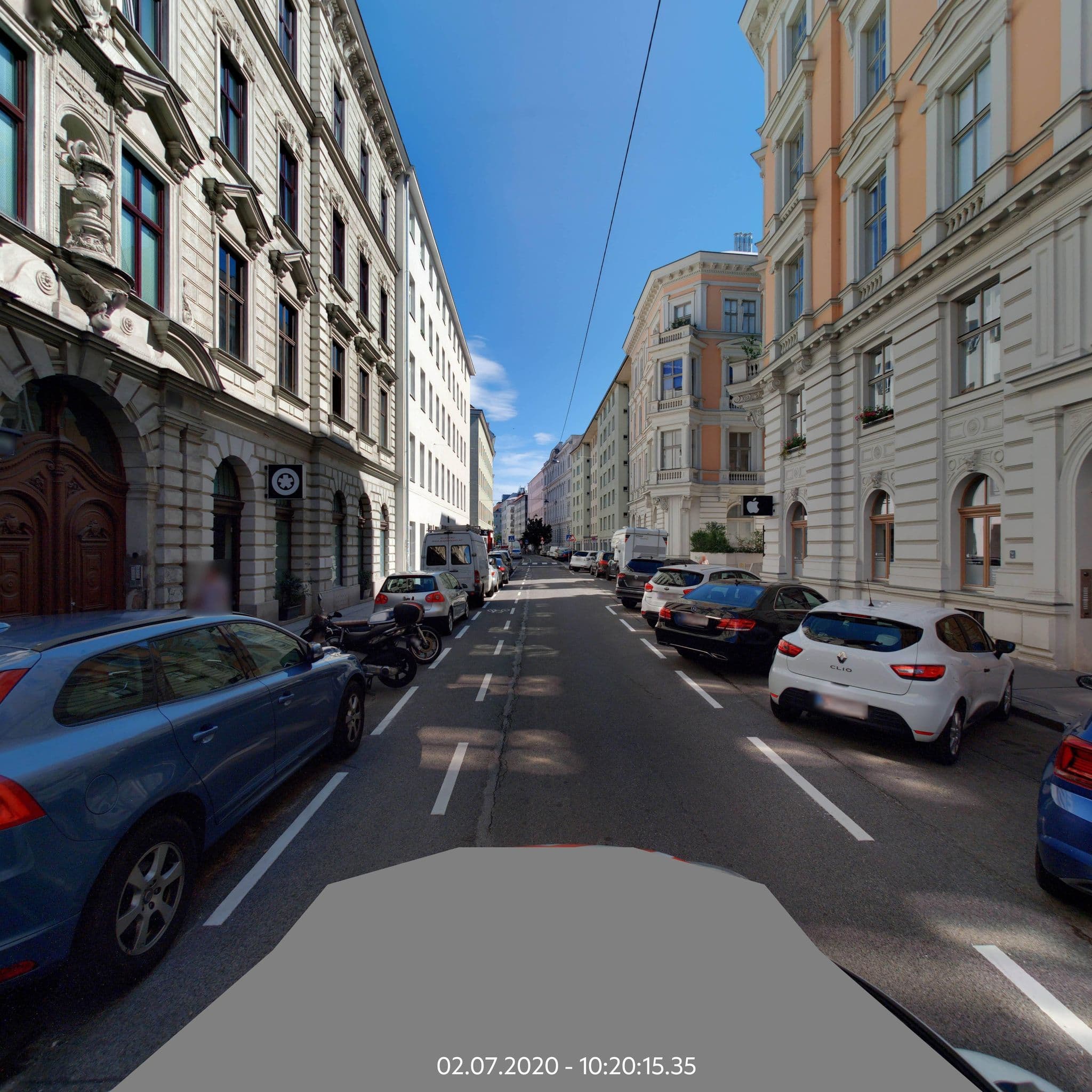 Street view near Tanz*Hotel, Innere Stadt — © eliasgander (CC BY-SA · Mapillary)