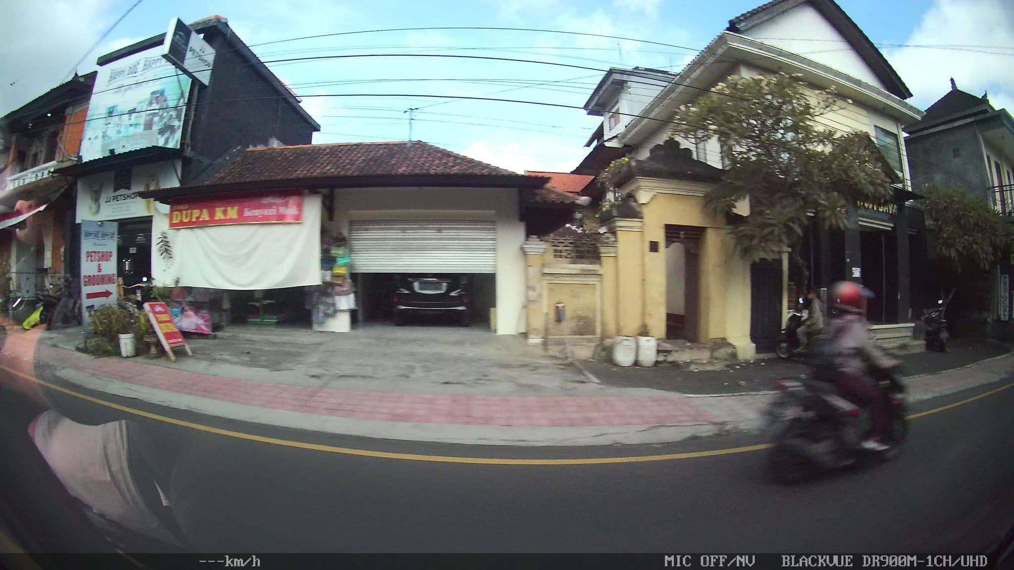 Street view near Puri Maerakaca, Ubud — © kaart_1 (CC BY-SA · Mapillary)