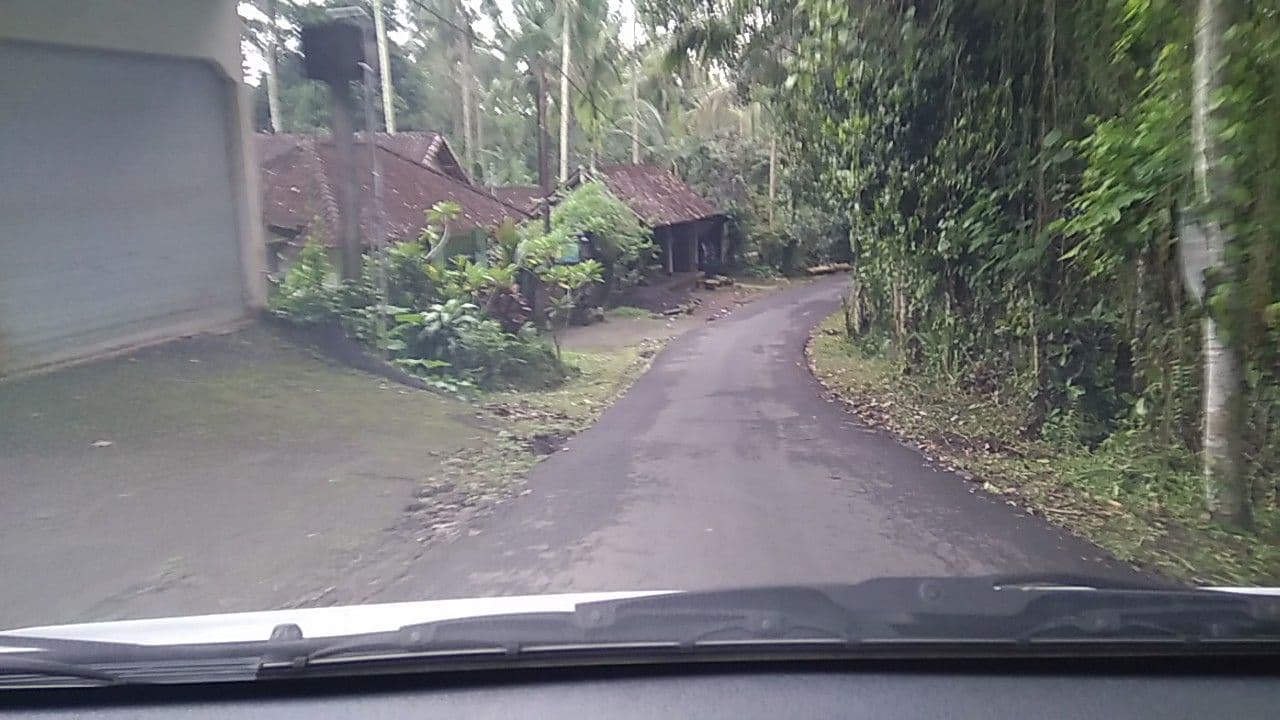 Street view near Umah Mimpi, Ubud — © rodionoff (CC BY-SA · Mapillary)
