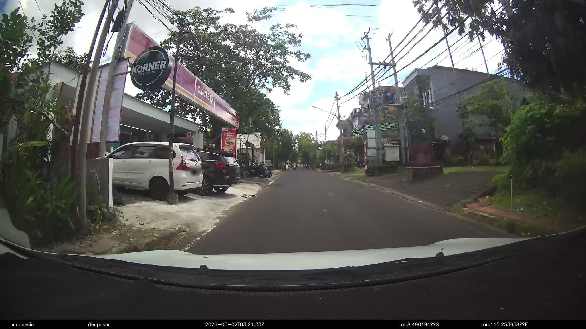 Street view near Munari Resort & Spa, Ubud — © Kaart---FRONT (CC BY-SA · Mapillary)