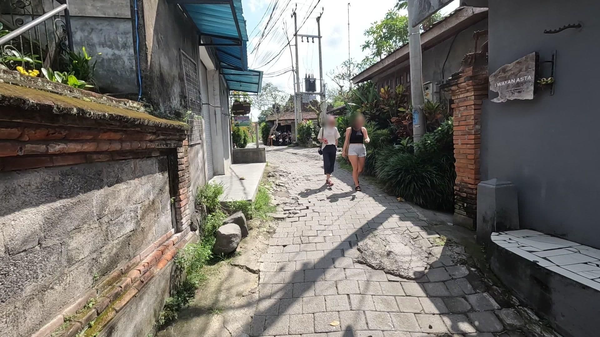 Street view near Graha Sandat Villas, Ubud — © lucomsky (CC BY-SA · Mapillary)