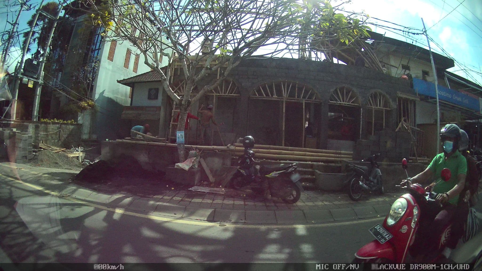Street view near Joker Hostel Ubud, Ubud — © kaart_1 (CC BY-SA · Mapillary)