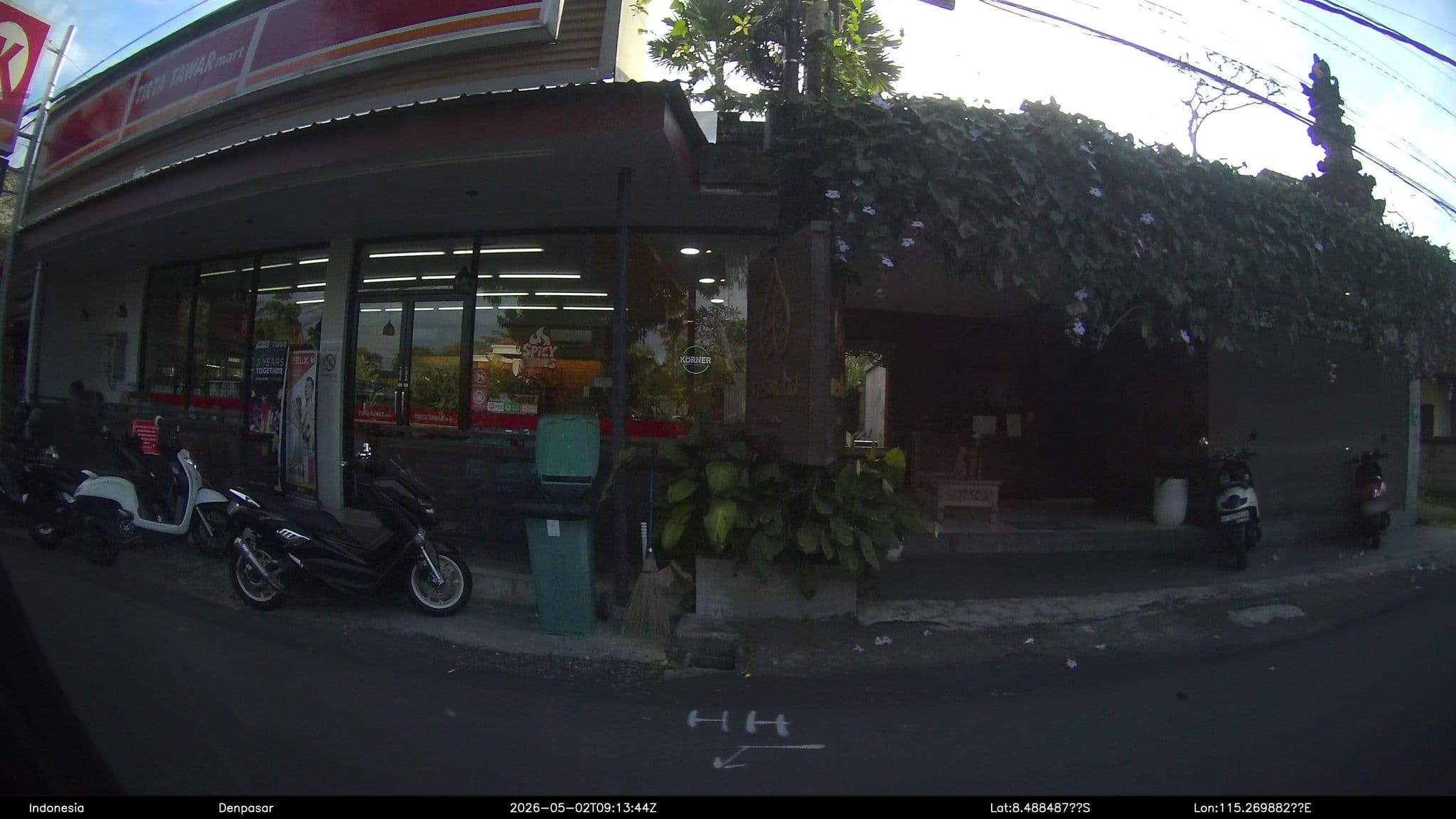 Street view near Sugars Villas Ubud, Ubud — © Kaart---RIGHT (CC BY-SA · Mapillary)