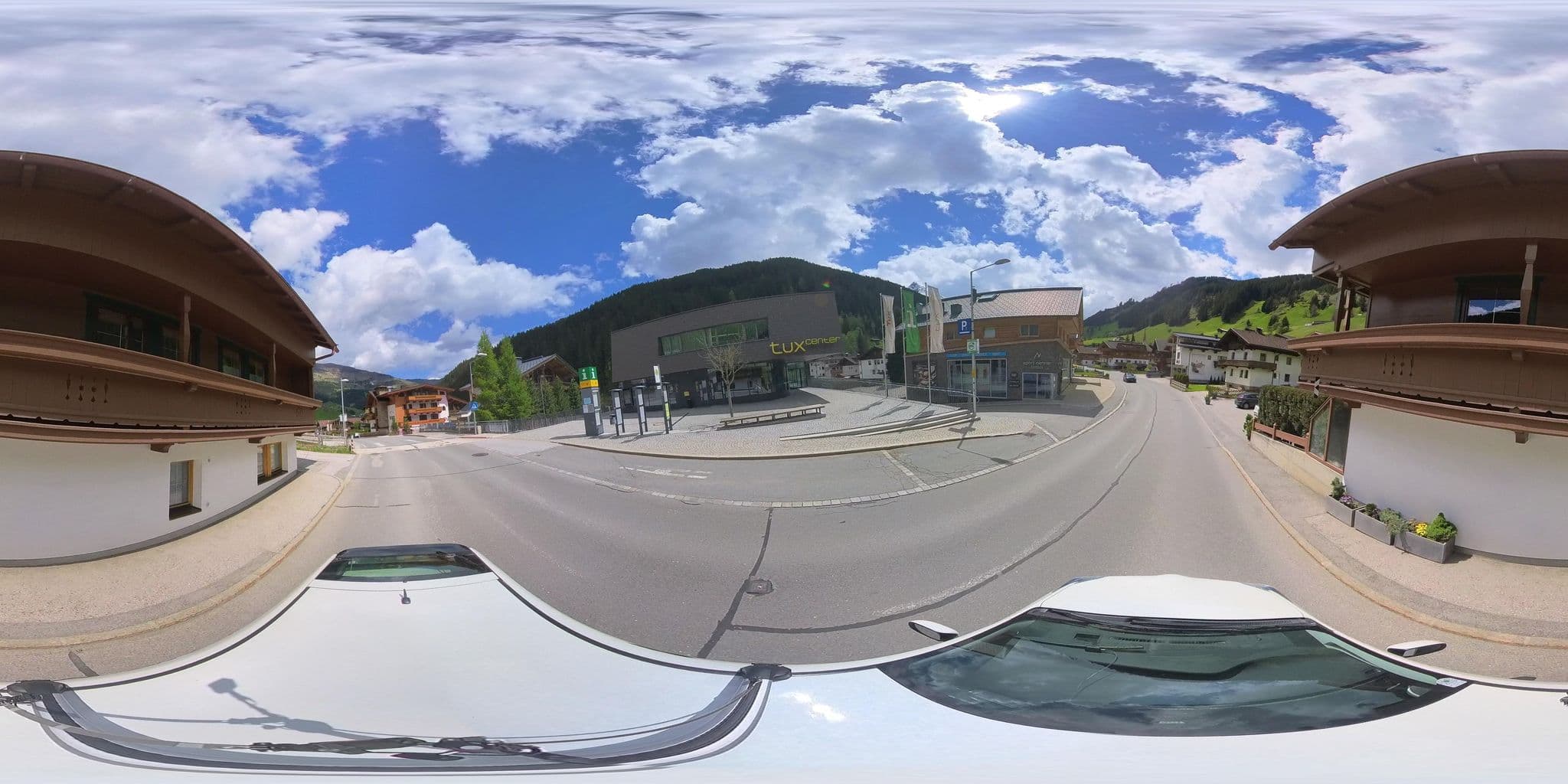 Street view near Ferienwohnungen Kurz, Tux — © osmplus_org (CC BY-SA · Mapillary)