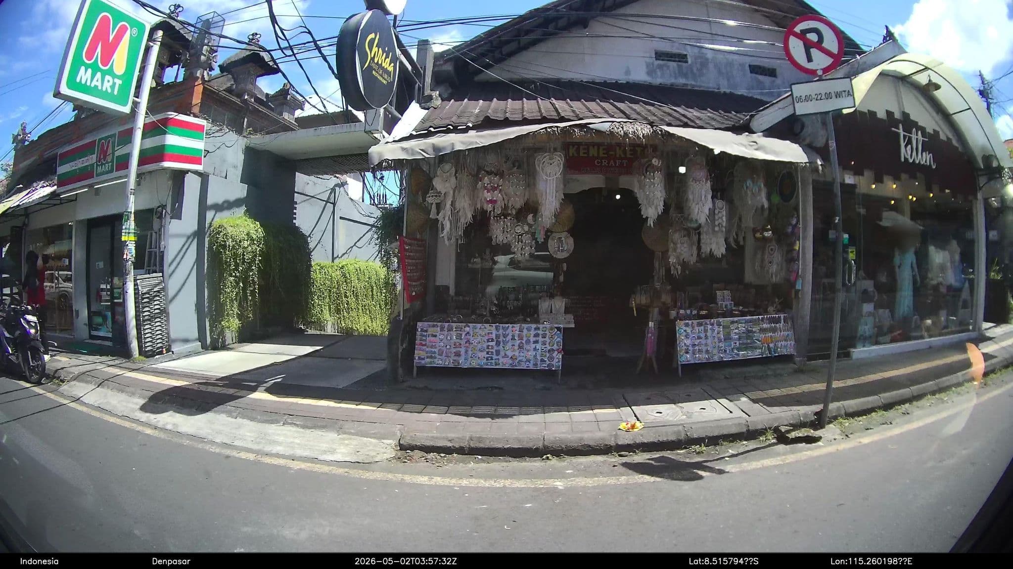Street view near Argasoka, Ubud — © Kaart---LEFT (CC BY-SA · Mapillary)