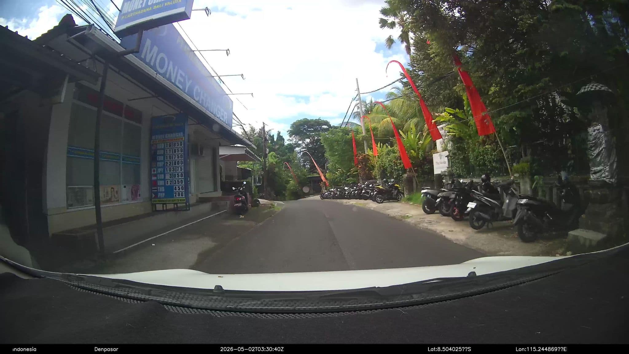 Street view near Baliwood Resort, Ubud — © Kaart---FRONT (CC BY-SA · Mapillary)