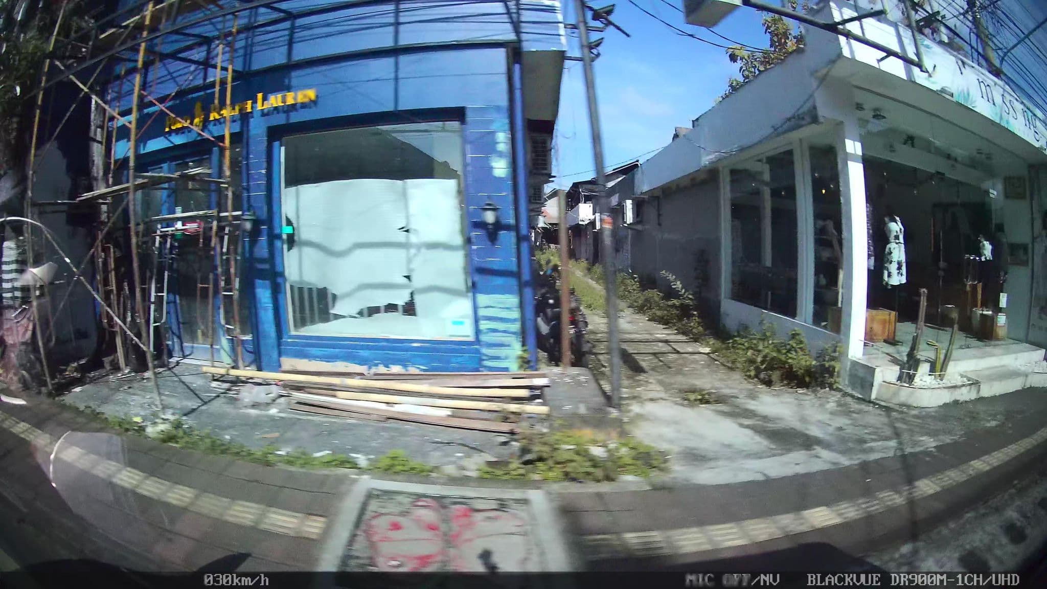 Street view near kampung ubnda bungalows & SPA, Ubud — © kaart_1 (CC BY-SA · Mapillary)