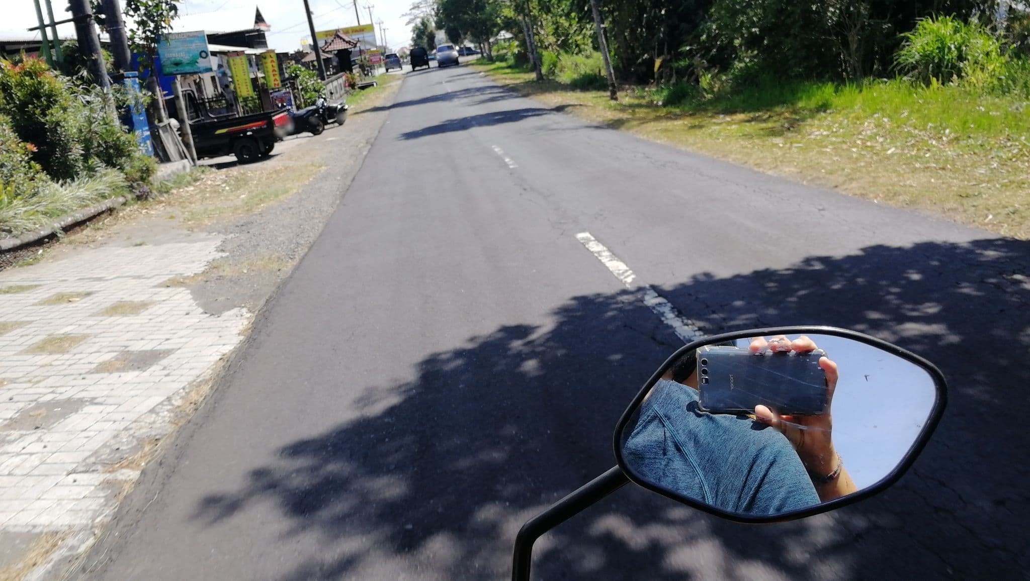 Street view near Girihill Farmhouse, Munduk — © thewayofmando (CC BY-SA · Mapillary)