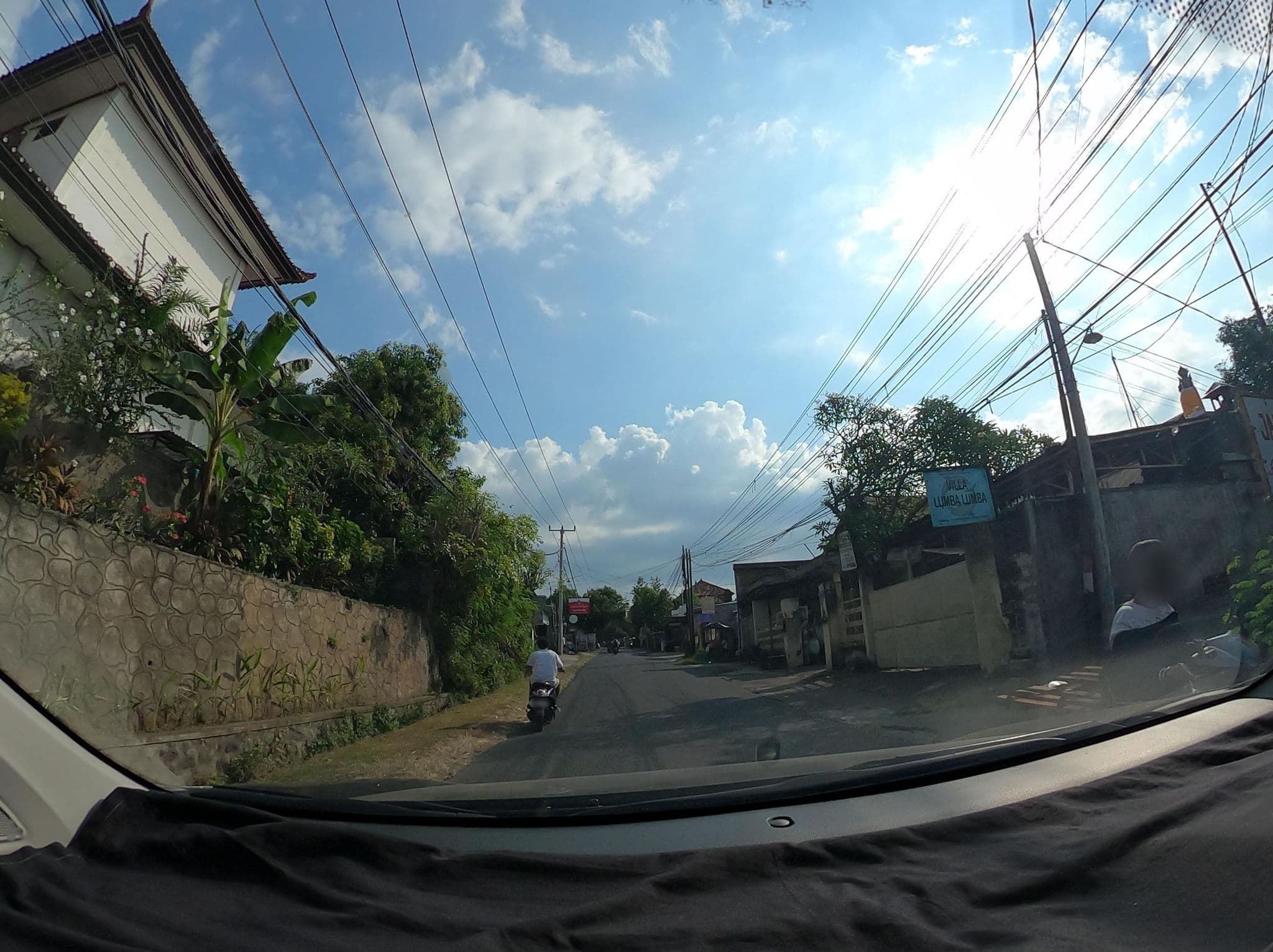 Street view near Asiana Lovina, Lovina — © Kaart_Local (CC BY-SA · Mapillary)