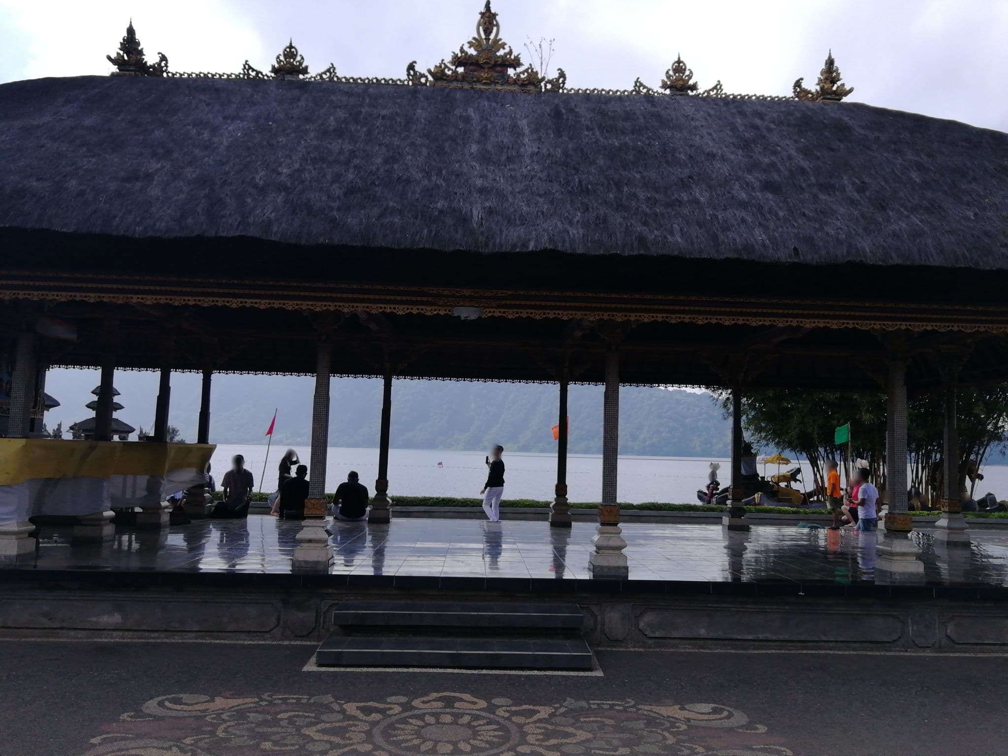 Street view near Puncak Indah Begudul, Munduk — © skwaloo (CC BY-SA · Mapillary)