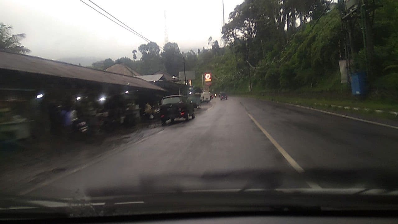 Street view near Asaram's hotel - Bedugul, Munduk — © rodionoff (CC BY-SA · Mapillary)