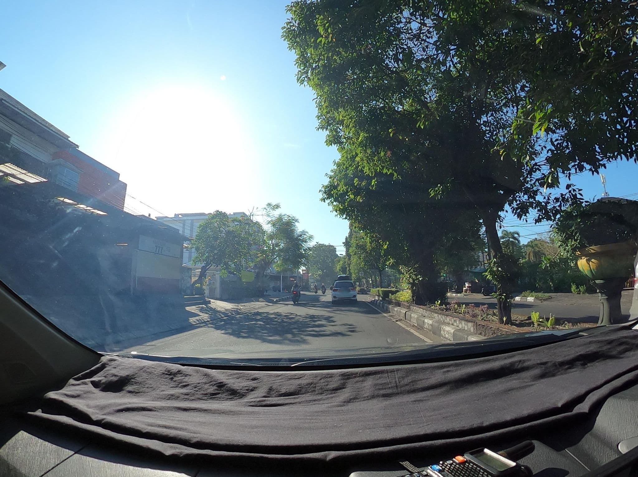 Street view near Swimming Pool Grand Legi Hotel, Mataram — © Kaart_Local (CC BY-SA · Mapillary)