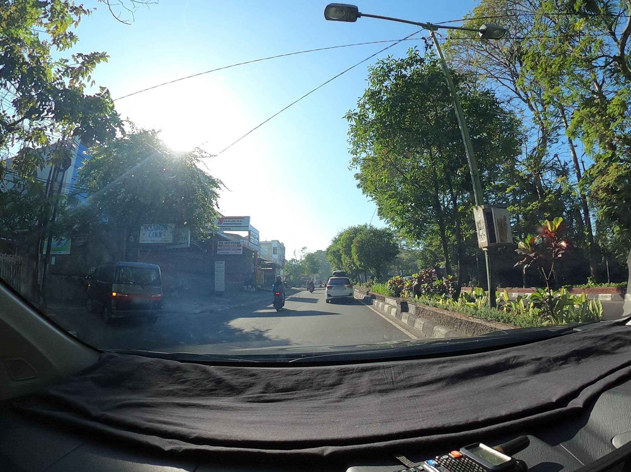 Street view near Hotel Sidarta, Mataram — © Kaart_Local (CC BY-SA · Mapillary)